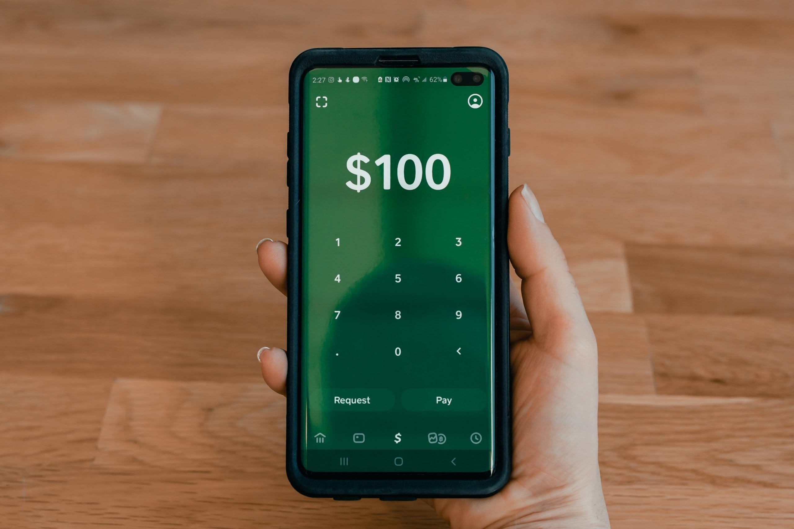 Phone screen - save hundreds with no fees Picture of phone